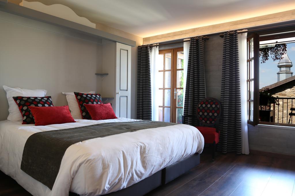 Le Vieux Logis Hotell Yvoire Exteriör bild