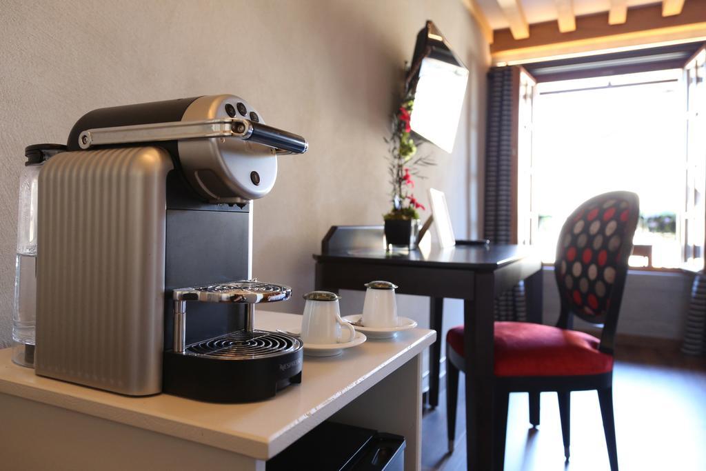 Le Vieux Logis Hotell Yvoire Exteriör bild
