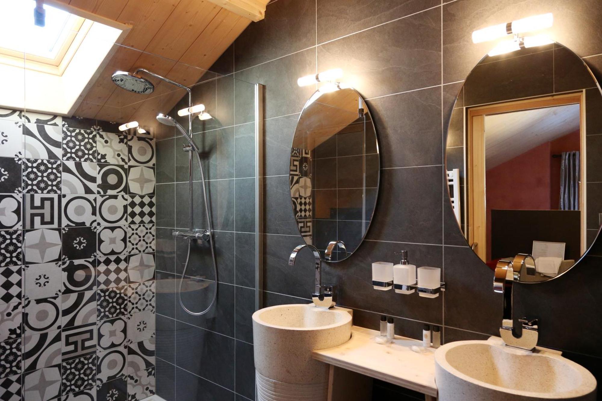 Le Vieux Logis Hotell Yvoire Exteriör bild